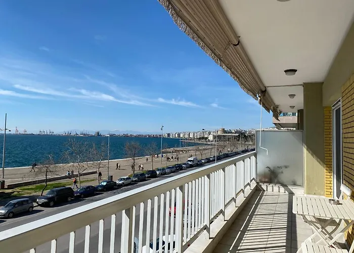 Classy Seaside With Amazing View