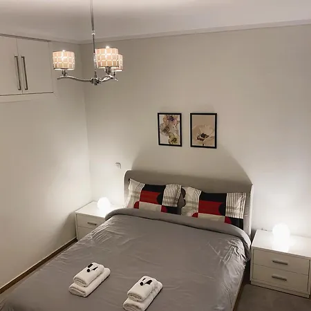 Апартаменты Classy Seaside With Amazing View Салоники