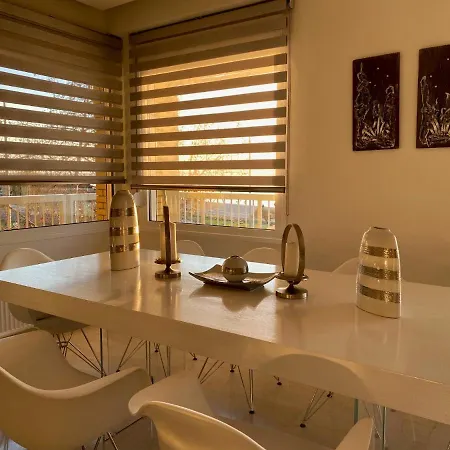 Apartamento Classy Seaside With Amazing View